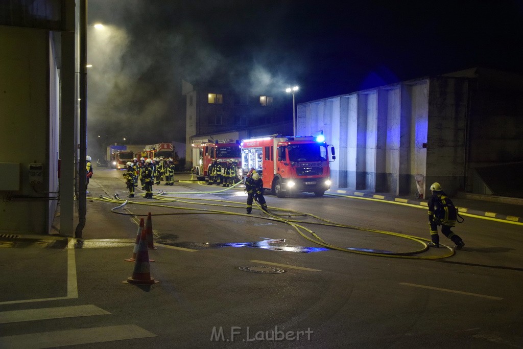 Feuer 2 AVG Koeln Rath Heumar Wikingerstr P052.JPG - Miklos Laubert